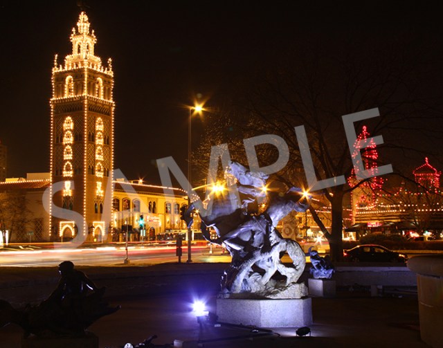 Country Club Plaza lights at the JC Nichols Fountain